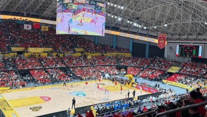 bob半岛体育平台-CBA：广厦拒绝被横扫+保留卫冕希望，胡金秋半场狂砍22分